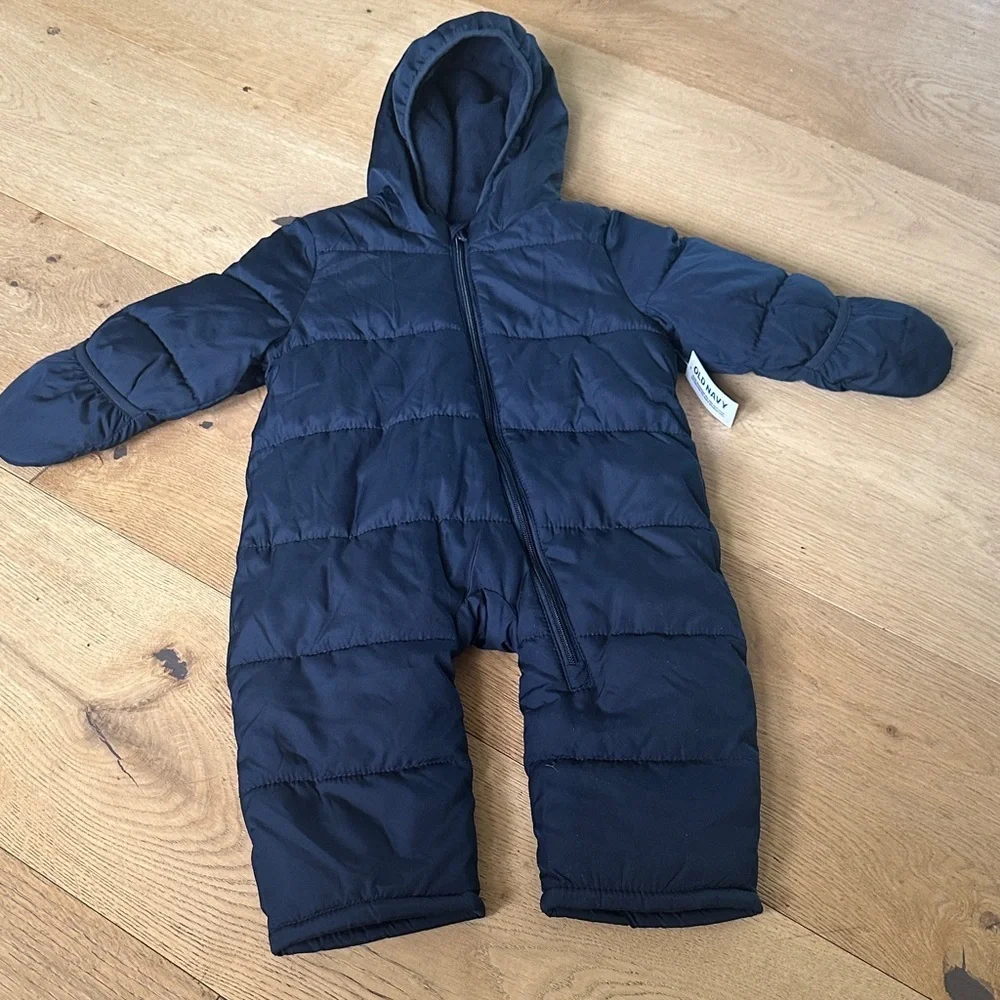 Old navy navy Unisex Water-Resistant Hooded Snowsuit for Baby 12/18m NWT